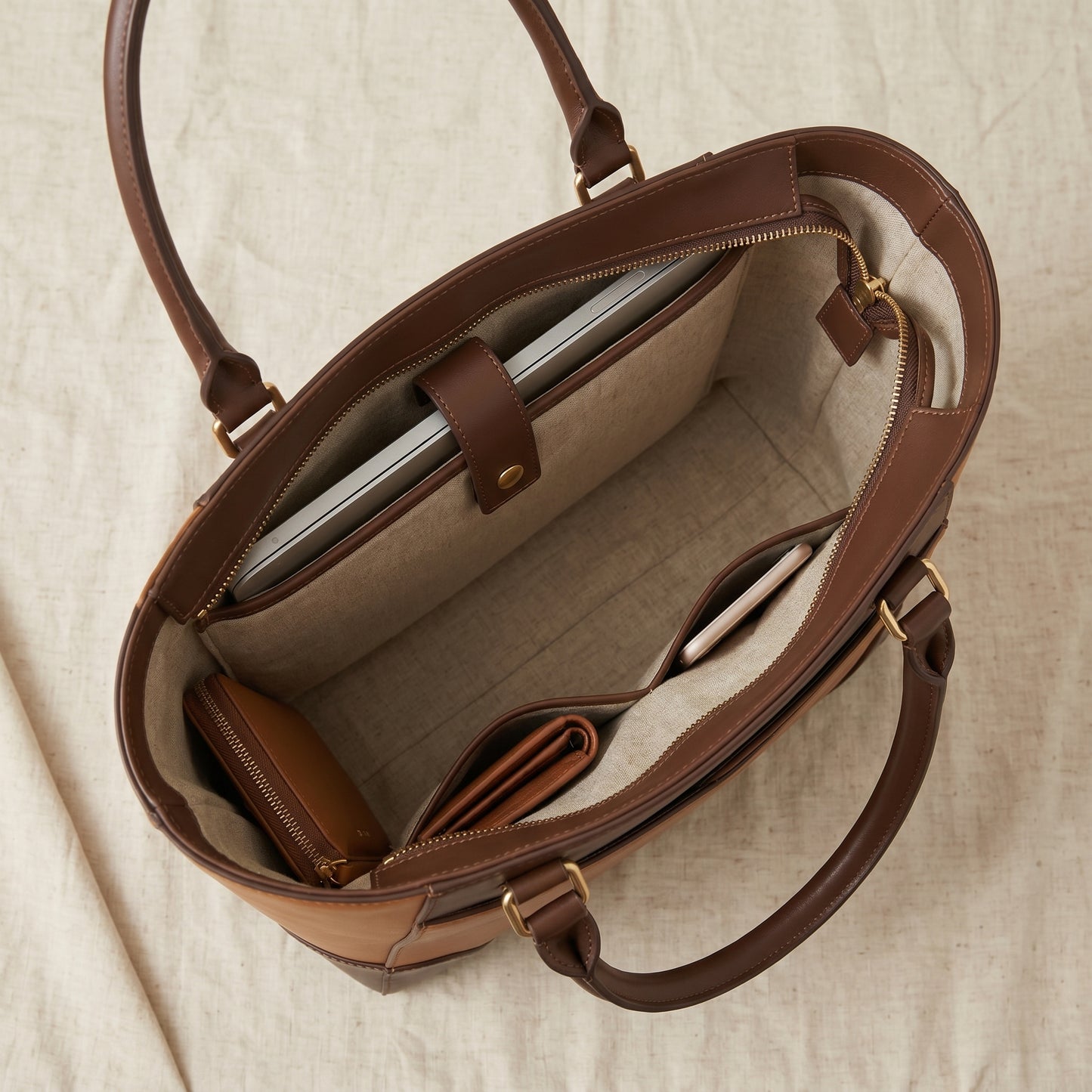 Elegant Dual-Tone Leather Tote Bag for Women